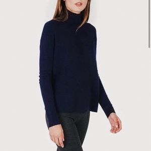 Everlane The Cashmere Navy Blue Square Turtleneck